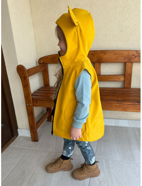 Rastúca softshell vesta so stojačikovou kapucňou - DOMI s uškami - jeseň/ZIMA