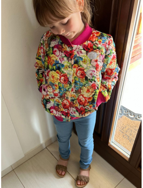 Podšitá bomber bundička z kvetovaného prešiváku