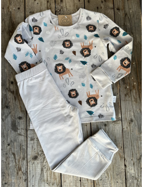 Detské pyžamko s rastúcimi manžetami LEVÍK na sivej - klasik strih