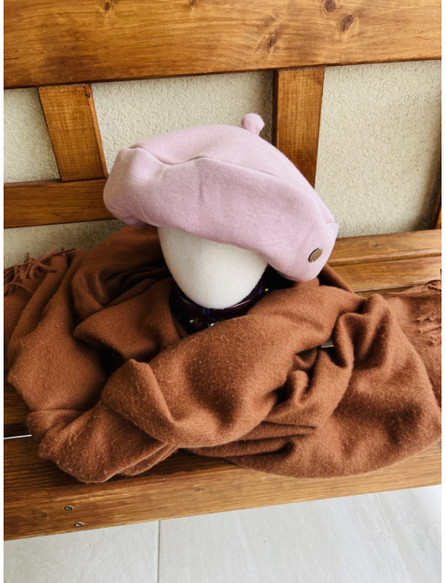 Baretka z počesanej teplákoviny