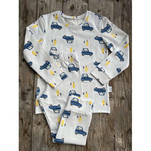 Detské pyžamko OSOBNÉ AUTÁ NA SIVOM - klasik strih