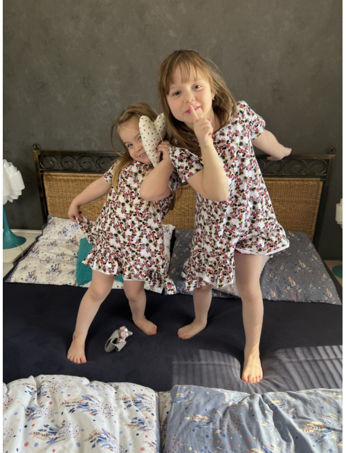 Nočná košieľka s krátkymi legínami