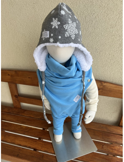 Zimná ušiačka z počesu podšitá barančekom - vločky - len do vypredania zásob