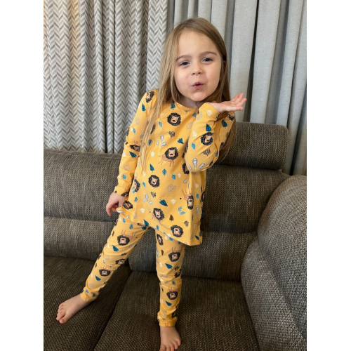 Detské pyžamko Levík na horčicovej - tunikový strih