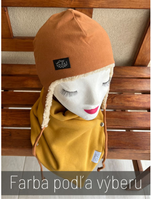 Tepláková ušiačka podšitá barančekom - dvojvrstvová