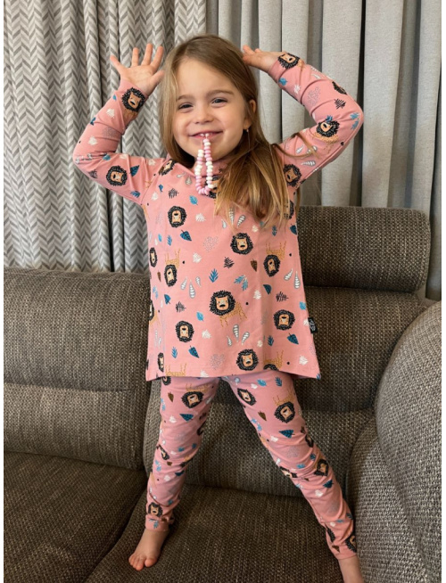 Detské pyžamko s rastúcimi manžetami Levík na staroružovej - tunikový strih