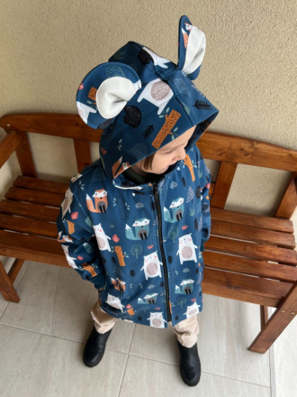 Rastúca softshell bunda s rovnozipsom, uškami a stojačik. kapucňou - ALEX - vzorovaná - jeseň/ZIMA