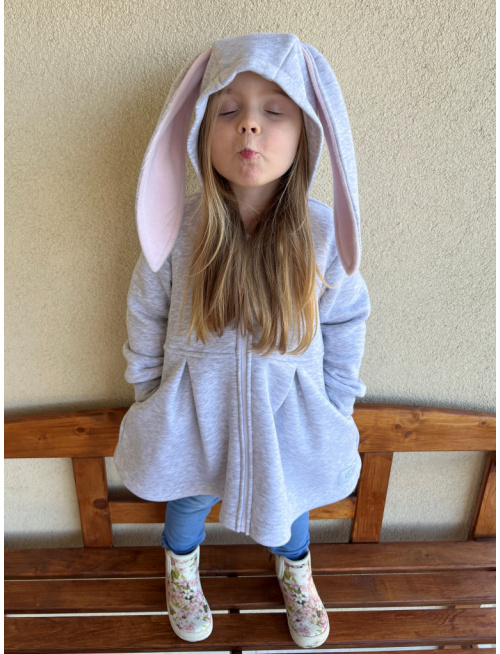 Rastúci kabátik s prestrihom - sukničkový - RIO s uškami - počesaná teplákovina