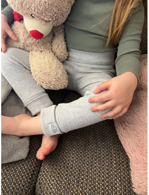 Rebro gate s rastúcou manžetou