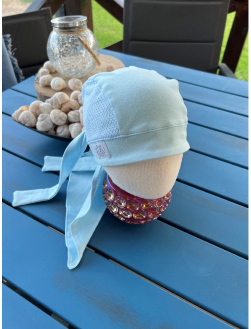 Pirátka bez šiltu na viazanie - kombinovaná - BELASÁ