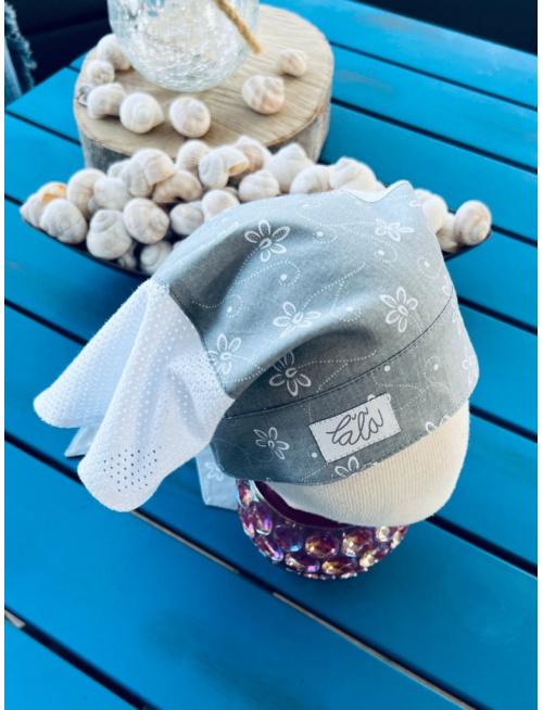 Biela dierková šatka ZOJA bez šiltu - na viazanie