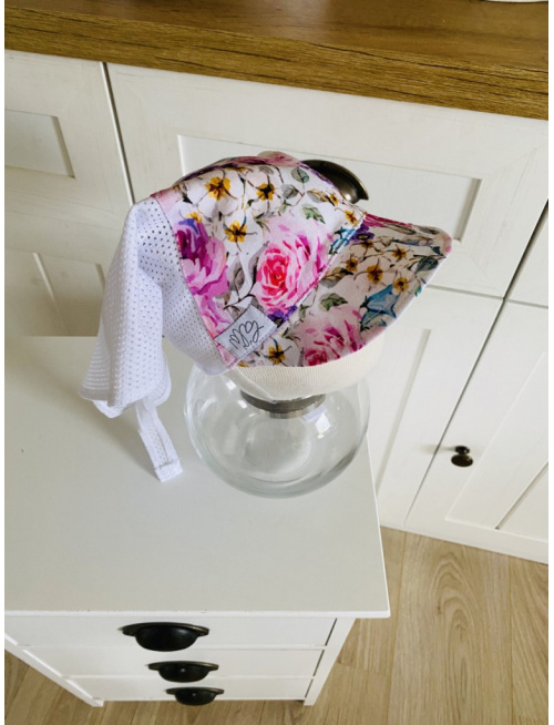 Dierková šatka SUMMER so šiltom - na viazanie - Maľované ruže