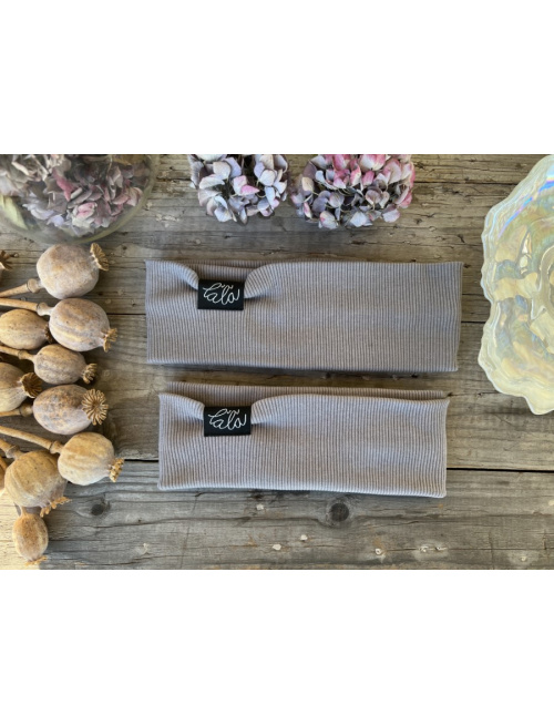 Rebro čelenka ROVNÁ - dymová