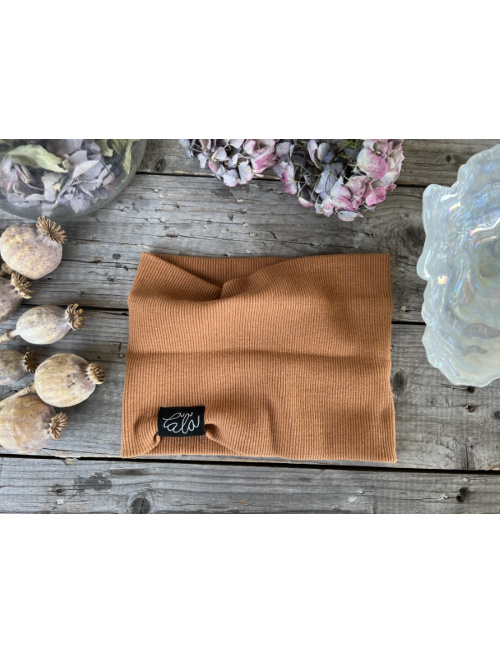 Rebro čelenka ROVNÁ - karamel