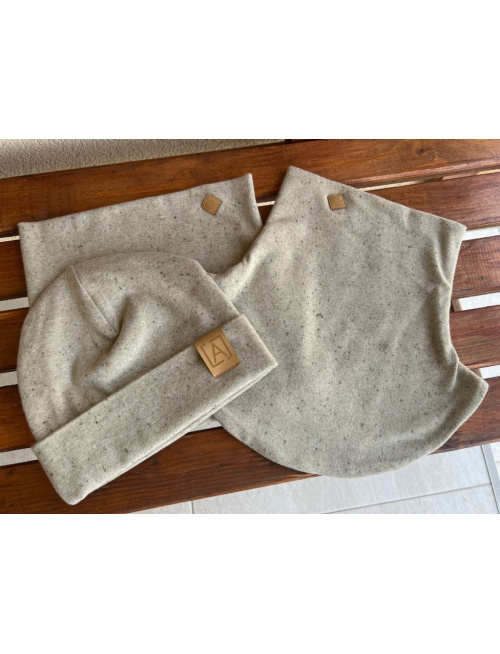 Žíhaná čiapka s vyhnutým lemom