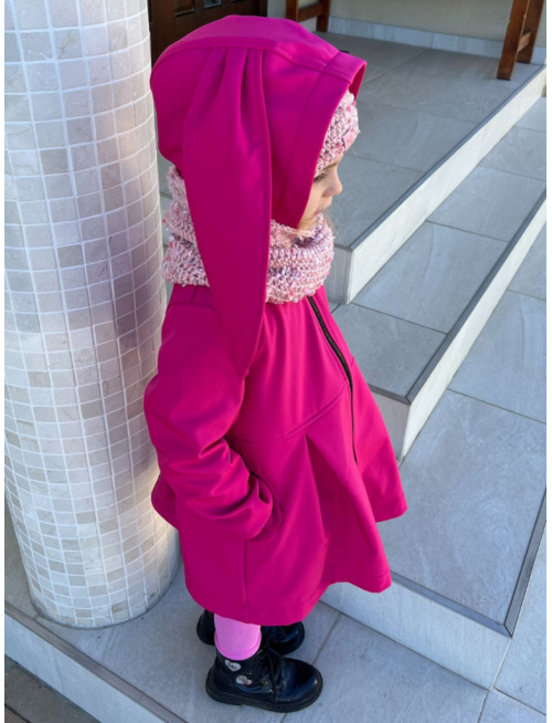 Rastúca softshell bunda s prestrihom - sukničková - RIO s uškami - jeseň/ZIMA