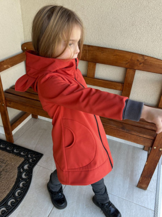 Rastúca softshell bunda so stojačikovou kapucňou - DOMI s uškami - jeseň/ZIMA