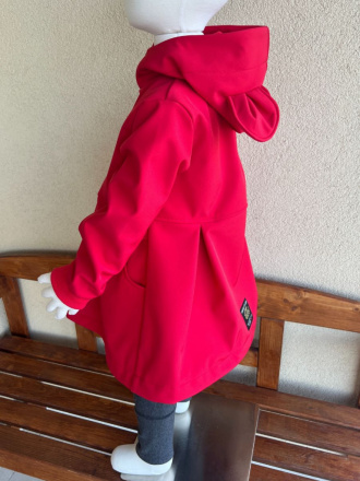 Rastúca softshell bunda s prestrihom a stojačik kapucňou - sukničková - RIO s uškami - jeseň/ZIMA