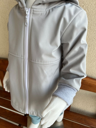 Rastúca softshell bunda s prestrihom - RIO s uškami - jeseň/ZIMA