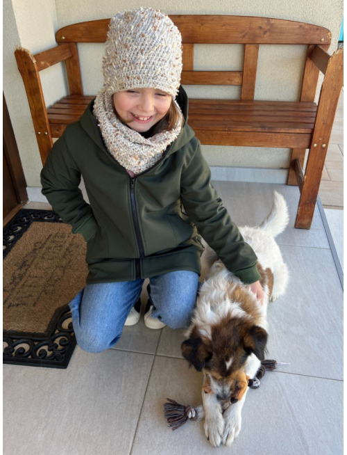 Rastúca softshell bunda so stojačikovou kapucňou - DOMI - jeseň/ZIMA