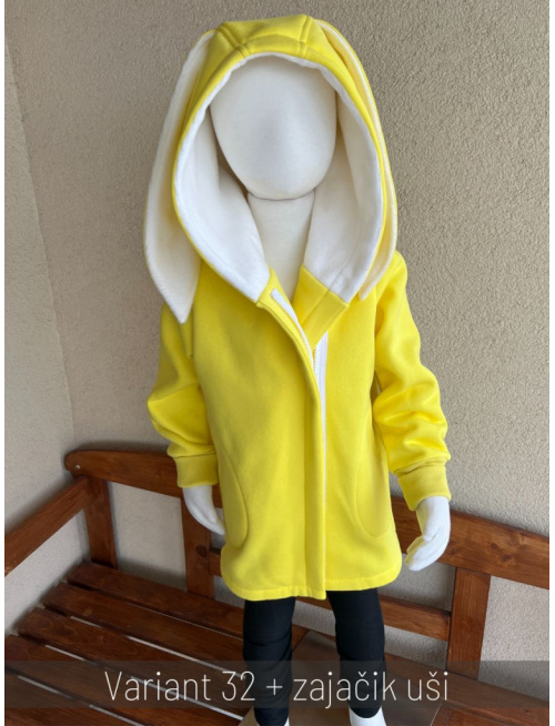 Rastúci kabátik so šikmozipsom, uškami a podšitou kapucňou - počesaná teplákovina