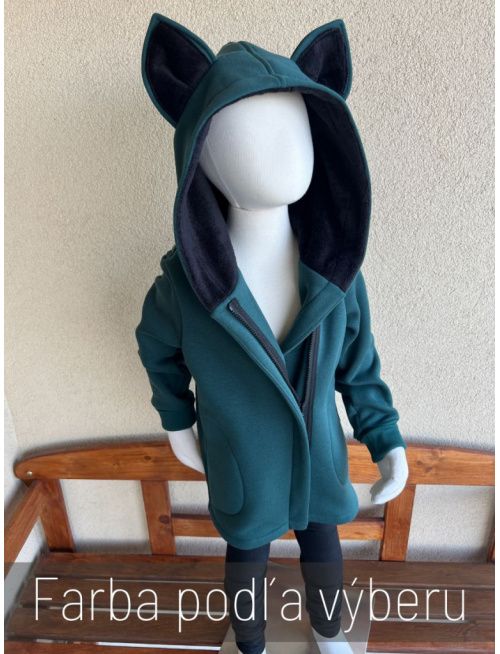 Rastúci kabátik so šikmozipsom, uškami a podšitou kapucňou - počesaná teplákovina