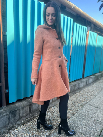 Buklé kabát LADY - hnedý - LEN DO VYPREDANIA ZÁSOB