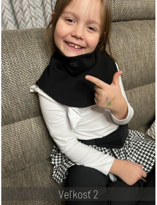 Rebro tvarovaný nákrčník