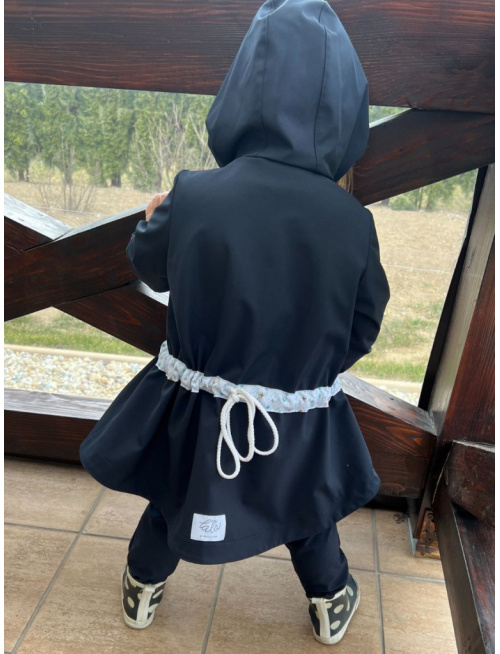 Rastúca LUX softshell bunda/parka - jar/JESEŇ - tmavomodrá so vzorovaným pásom a šiltom - POSLEDNÝ KUS