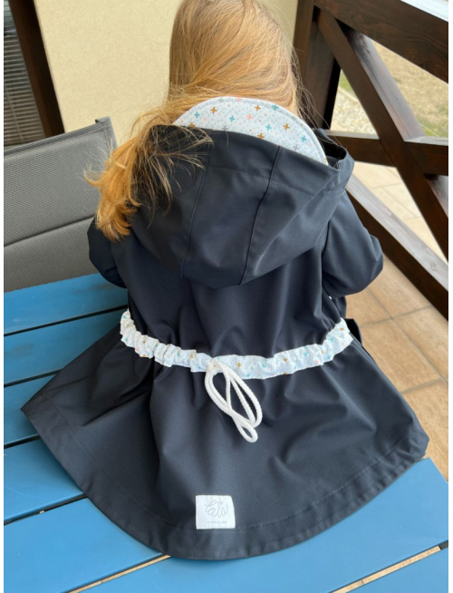 Rastúca LUX softshell bunda/parka - jar/JESEŇ - tmavomodrá so vzorovaným pásom a šiltom - POSLEDNÝ KUS