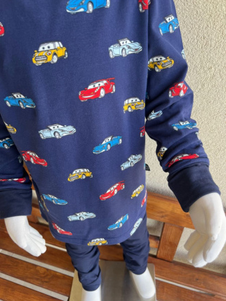 Detské pyžamko s rastúcimi manžetami ŠPORTIAK na tmavomodrej + tmavomodré legogate - klasik strih
