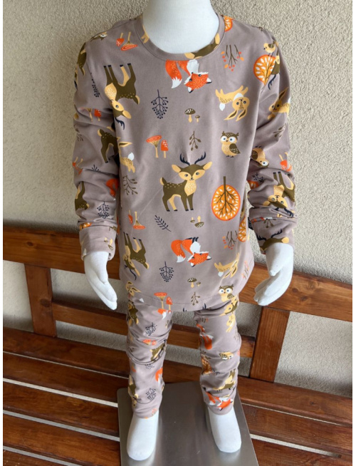 Detské pyžamko Lesné zvieratká na pieskovo hnedej - klasik strih