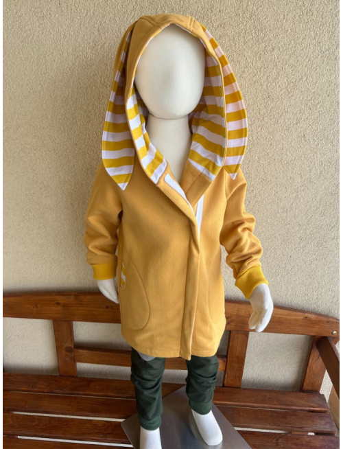 Rastúci kabátik so šikmozipsom, uškami a podšitou kapucňou - tenká počesaná teplákovina