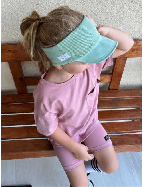 Koženková šiltočelenka - hrachová