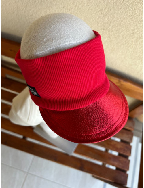 Koženková šiltočelenka