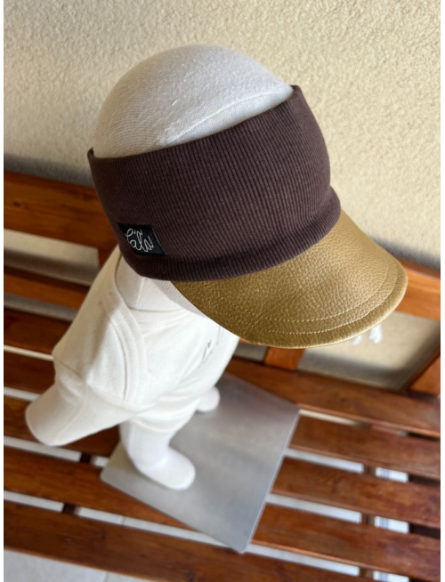 Koženková šiltočelenka