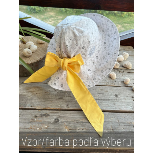 Rastúci elegantný klobúk LADY