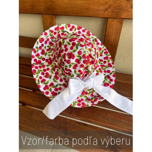 Rastúci elegantný klobúk LADY