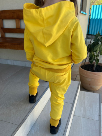 Tepláková SÚPRAVA - Mikina HOODIE + gate NEW s rastúcou manžetou - žltá