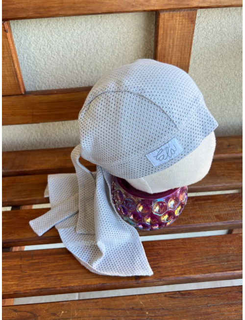 Pirátka bez šiltu na viazanie - dierková - bledošedá