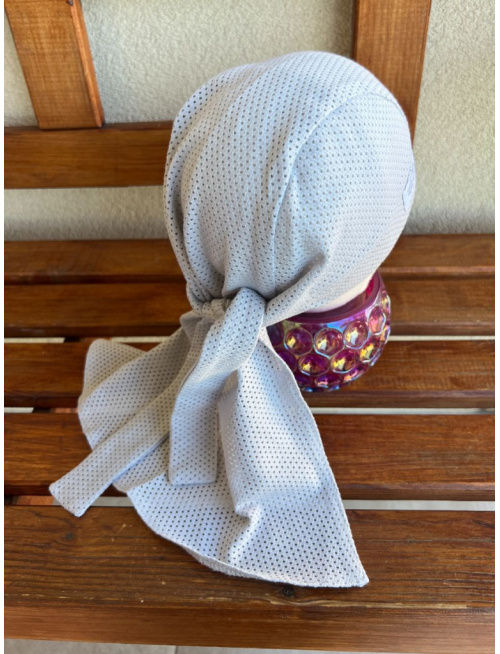 Pirátka bez šiltu na viazanie - dierková - bledošedá