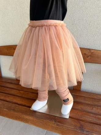 Úpletové legíny s tylovou sukňou