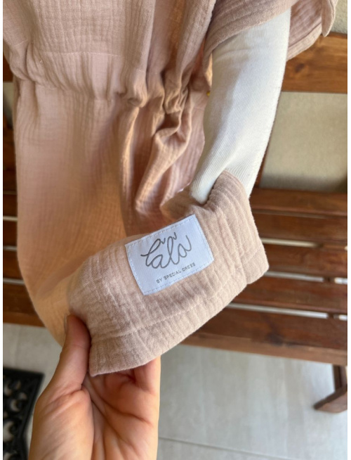 Detské pončo zajačik uši - oriešková - gázovina/mušelín