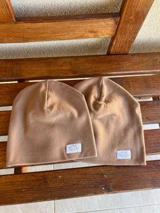 Parma šmolko čiapka - piesková - dvojvrstvová