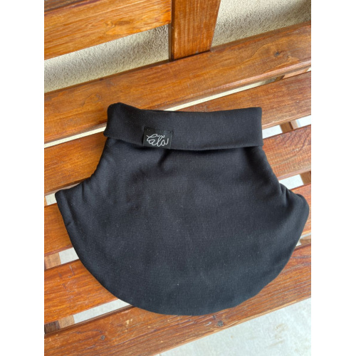 Parma tvarovaný nákrčník - čierna - dvojvrstvový