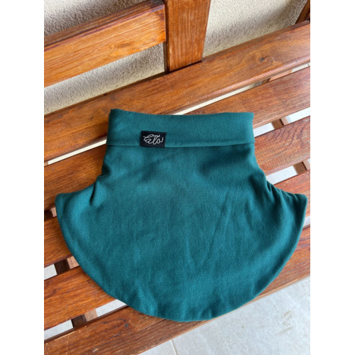 Parma tvarovaný nákrčník - smaragd zelená - dvojvrstvový