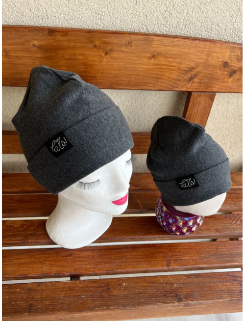 Parma čiapka s vyhnutým lemom - dvojvrstvová