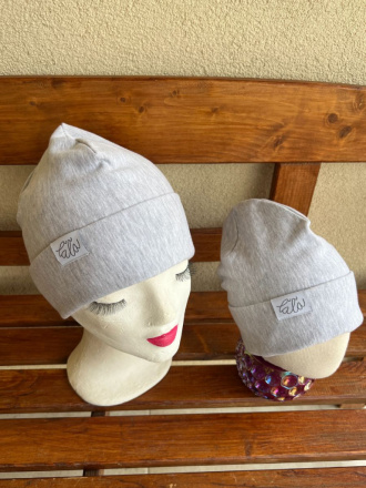 Parma čiapka s vyhnutým lemom - dvojvrstvová