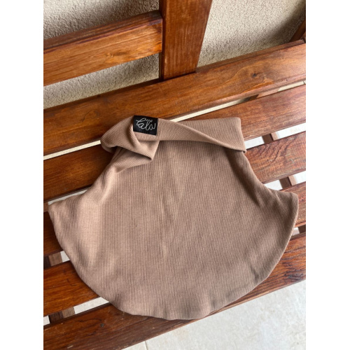 Rebro tvarovaný nákrčník - dubová