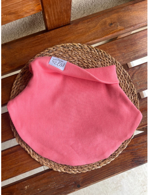 Rebro tvarovaný nákrčník - jasná marhuľa